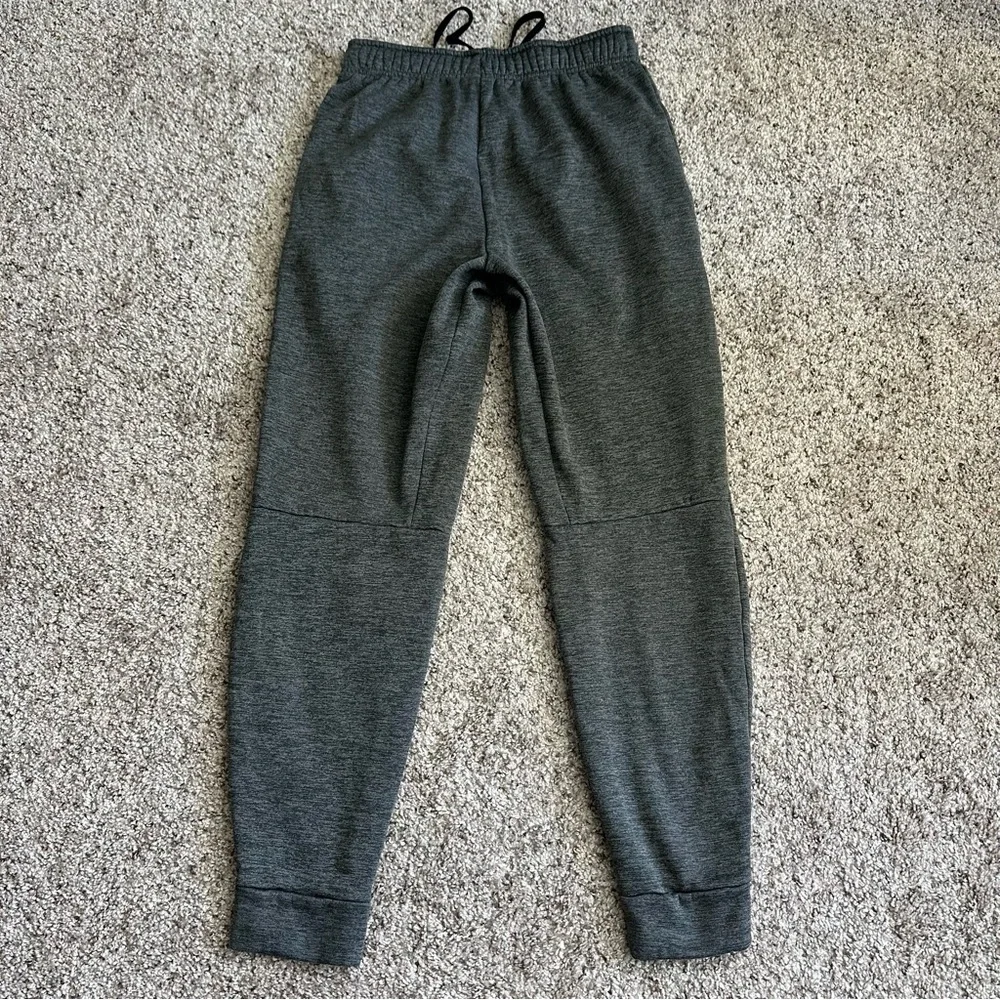 Nike Therma Training Pants Gray Sweatpants Mens Small Drawstring Comfort Pockets